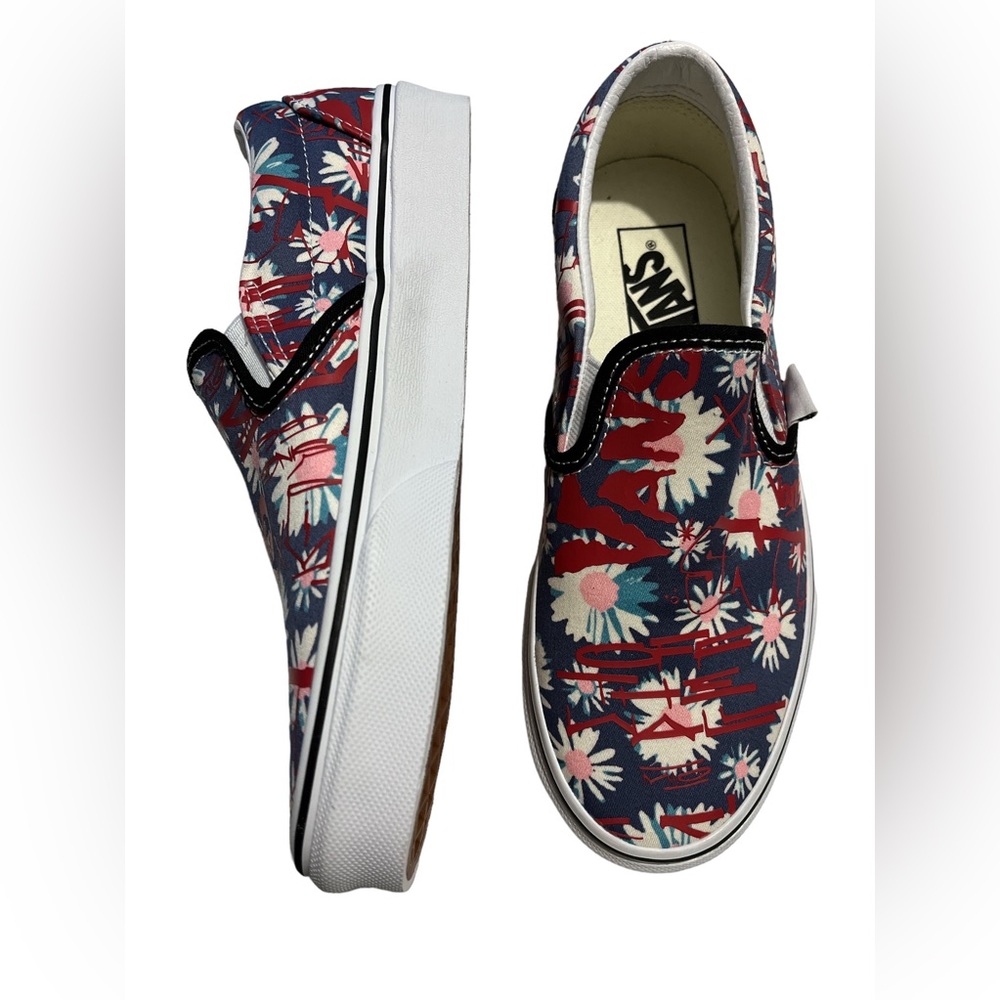 NWT Vans Crew Classic Slip-on Shoes /Floral Red / - Picture 6 of 7